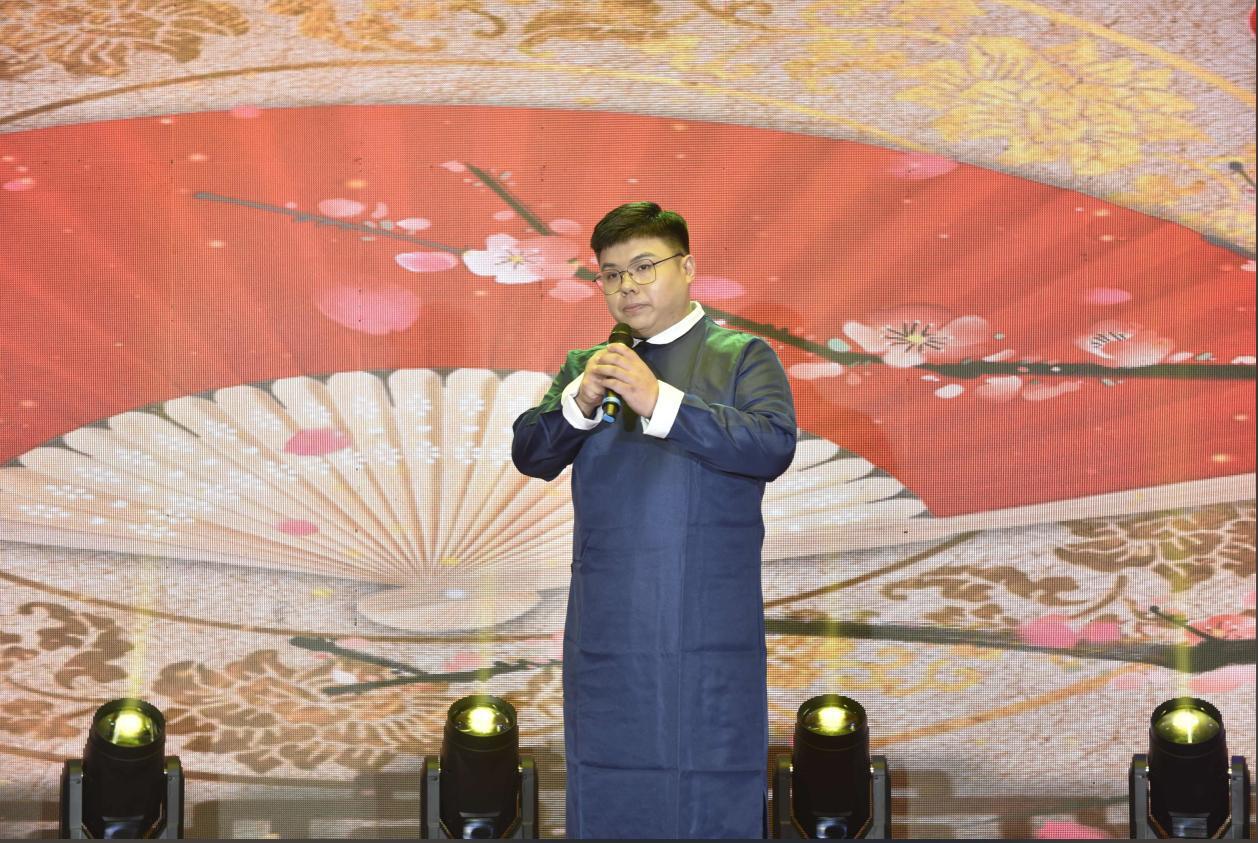 年會(huì)26.jpg 年會(huì)26.jpg